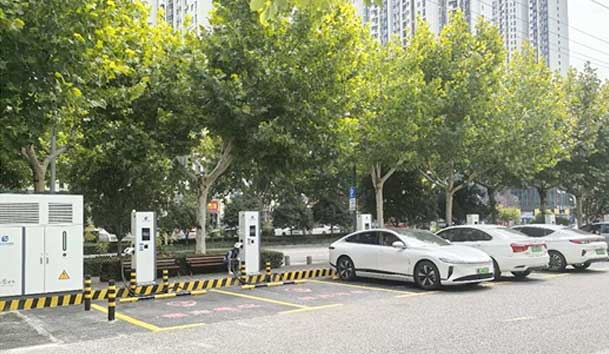 宜昌首批全液冷超充站投入運營，鴻嘉利助力高質量充電基礎設施建設(圖1)